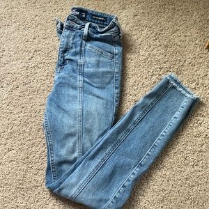 Hollister jeans